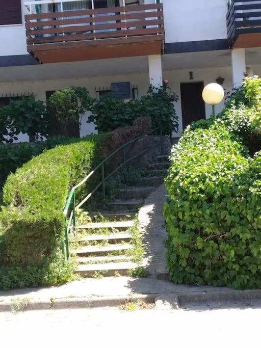Acogedor Apartamento Con Bellas Vistas Al Embalse 圣马丁德瓦尔德 外观 照片