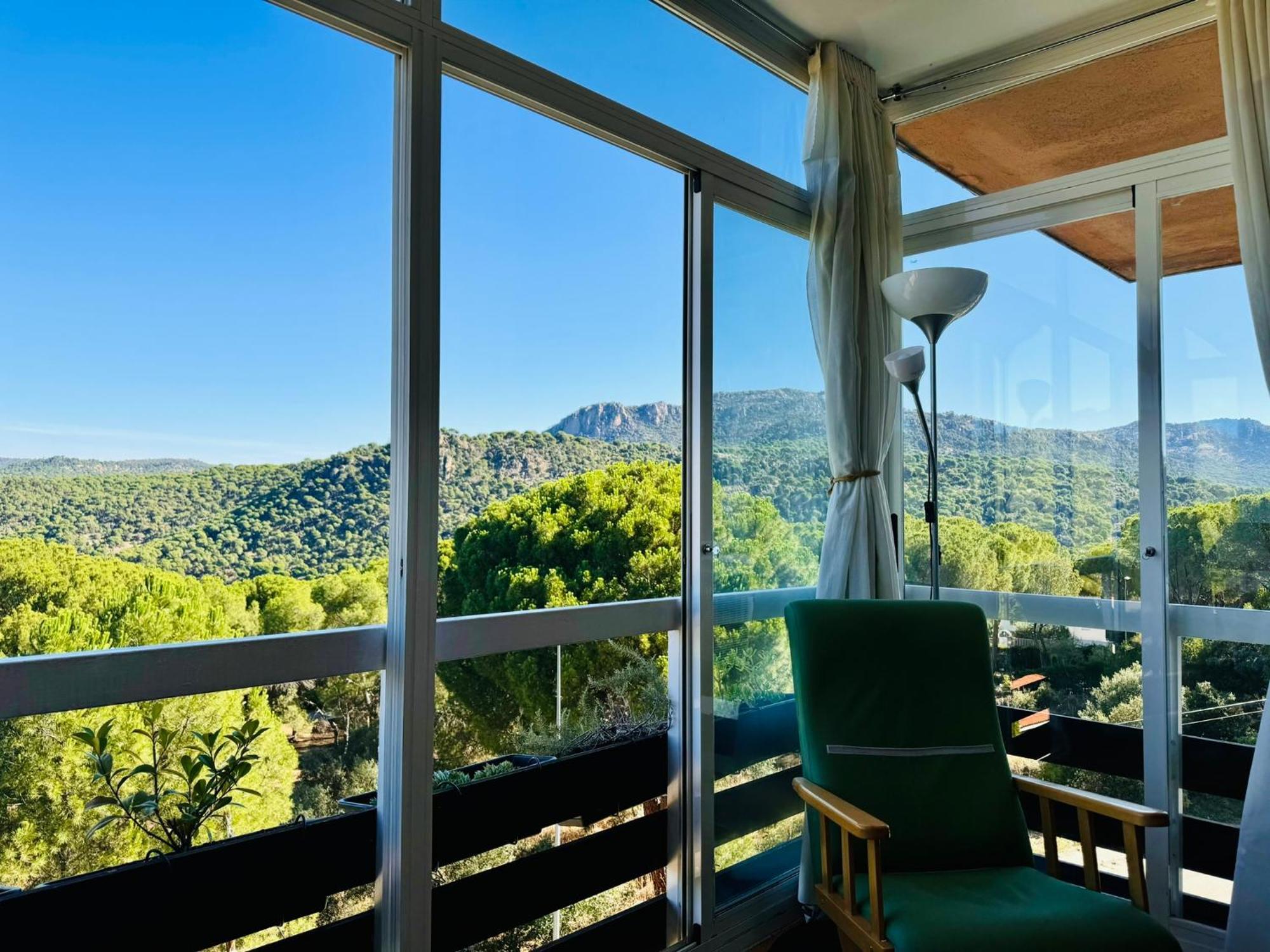 Acogedor Apartamento Con Bellas Vistas Al Embalse 圣马丁德瓦尔德 外观 照片