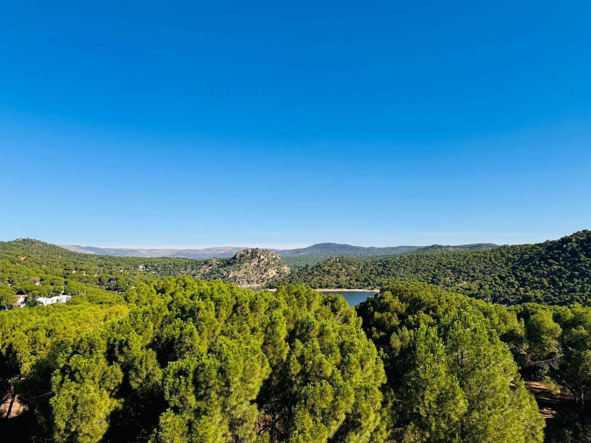 Acogedor Apartamento Con Bellas Vistas Al Embalse 圣马丁德瓦尔德 外观 照片